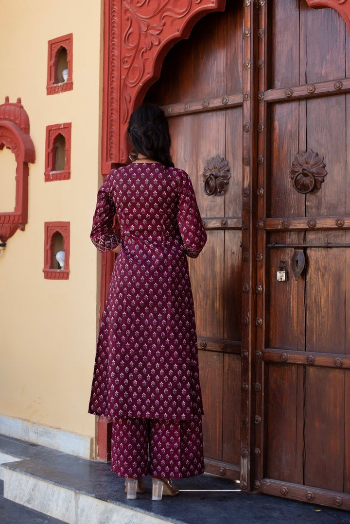 CHHIPA BAZAR WINE COTTON HAND BLOCK GOTA PATTI ANGRAKHA SUIT SET - Pomcha Jaipur