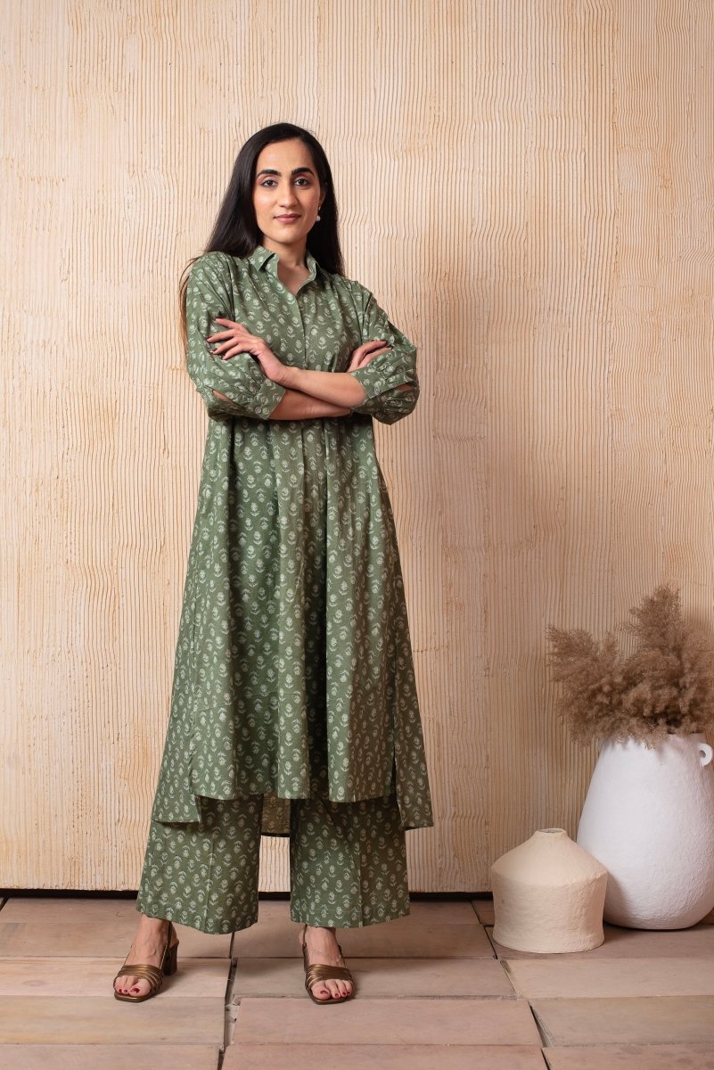 DHOOP CHAAV AISHA GREEN HAND BLOCK COTTON WHITE CO - ORD SET - Pomcha Jaipur