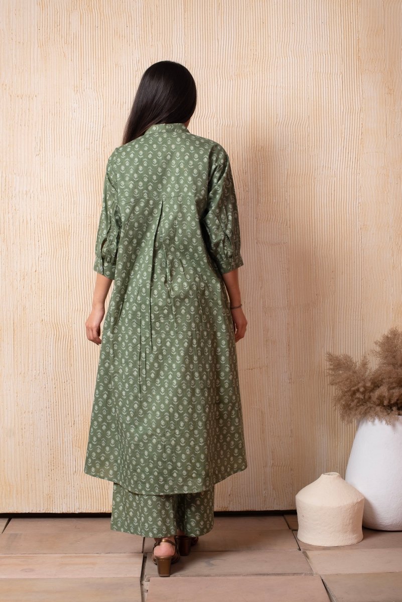DHOOP CHAAV AISHA GREEN HAND BLOCK COTTON WHITE CO - ORD SET - Pomcha Jaipur