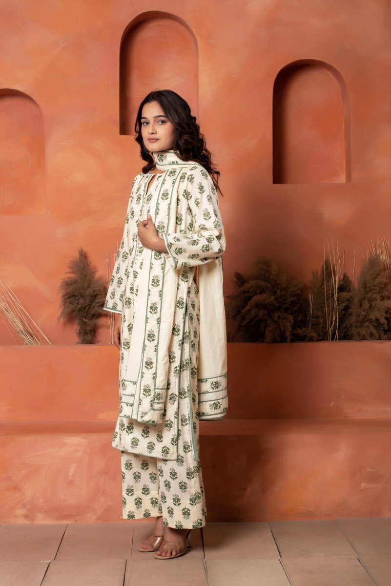 DHOOP CHAAV COTTON HAND BLOCK GREEN OFF WHITE KURTA SET WITH COTTON DUPATTA - Pomcha Jaipur
