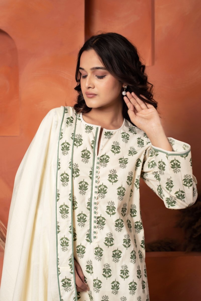 DHOOP CHAAV COTTON HAND BLOCK GREEN OFF WHITE KURTA SET WITH COTTON DUPATTA - Pomcha Jaipur