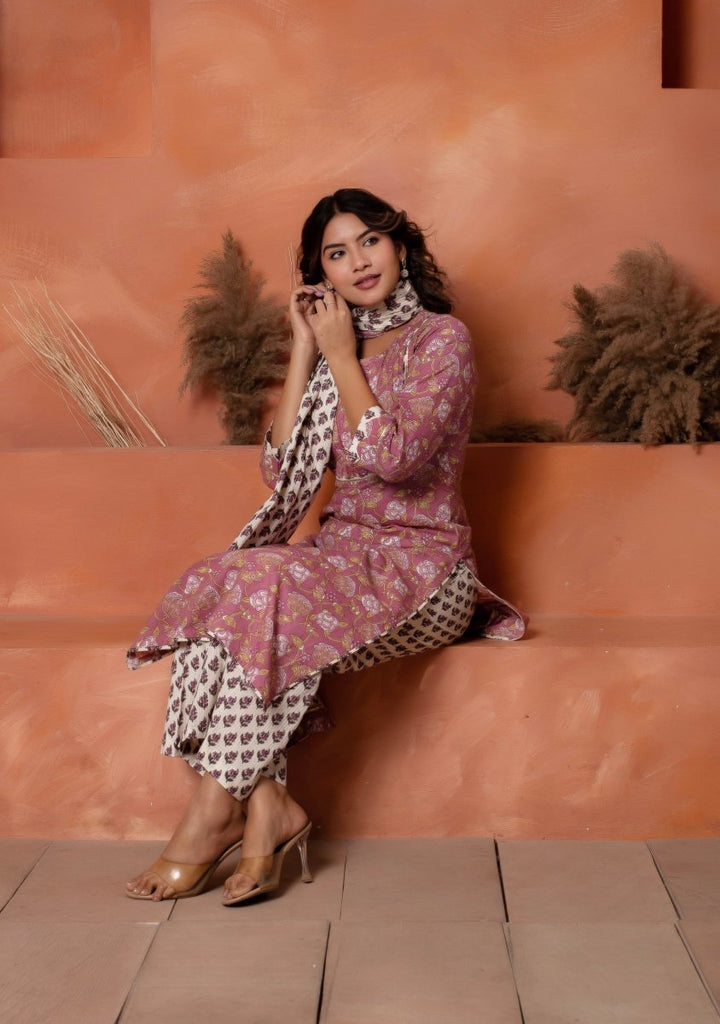 DHOOP CHAAV DUSKY ROSE HAND BLOCK COTTON SUIT SET WITH COTTON DUPATTA - Pomcha Jaipur