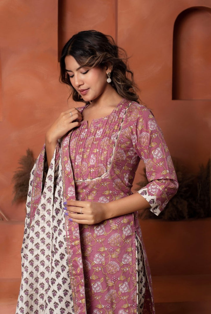 DHOOP CHAAV DUSKY ROSE HAND BLOCK COTTON SUIT SET WITH COTTON DUPATTA - Pomcha Jaipur