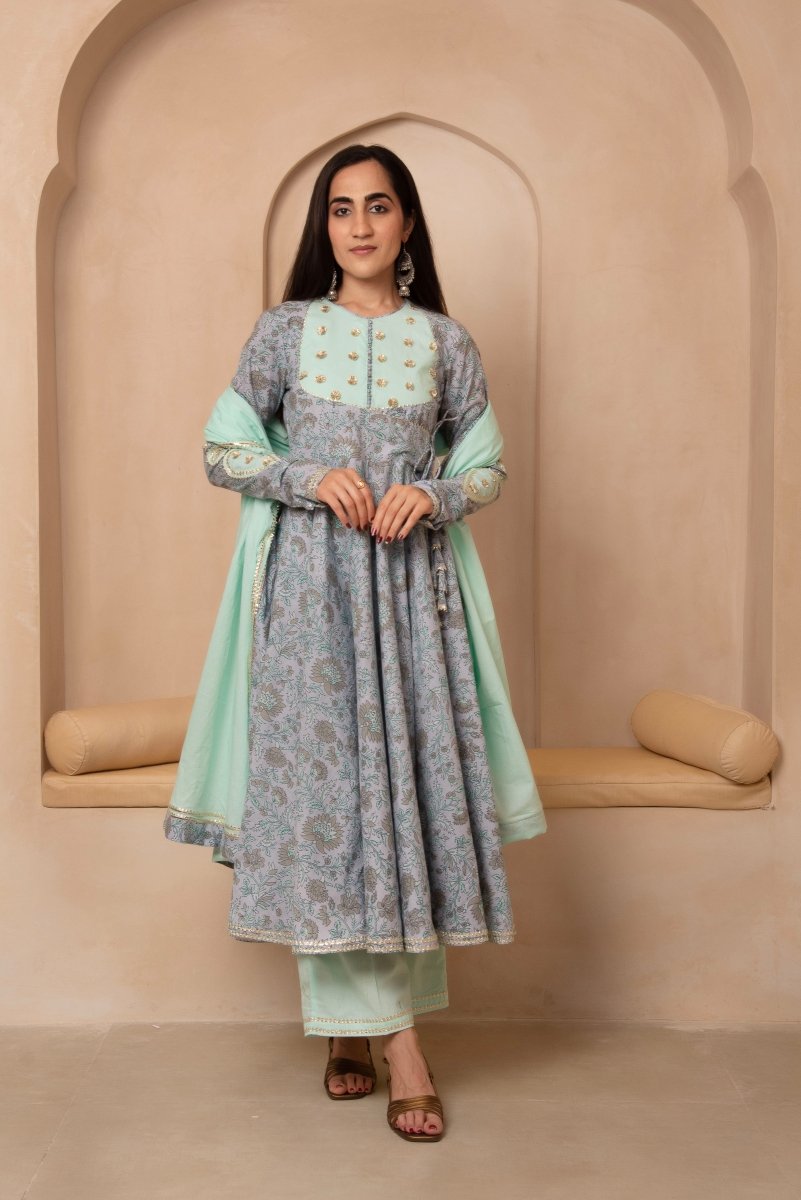 DHOOP CHAAV MALA COTTON ANGRAKHA SET WITH COTTON DUPATTA - Pomcha Jaipur
