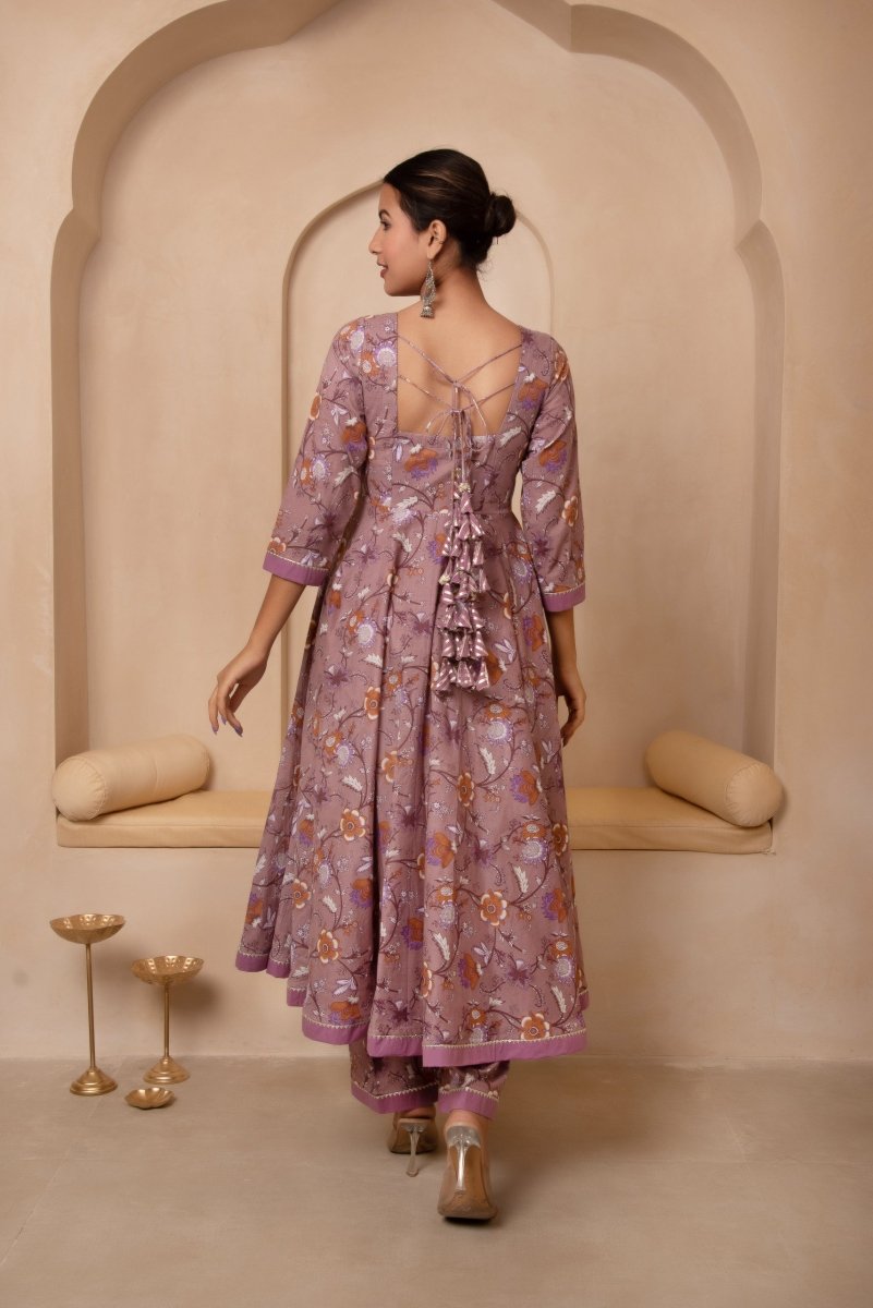 DHOOP CHAAV MAUVE FLORAL COTTON ANARKALI SET WITH SOFT NET DUPATTA - Pomcha Jaipur