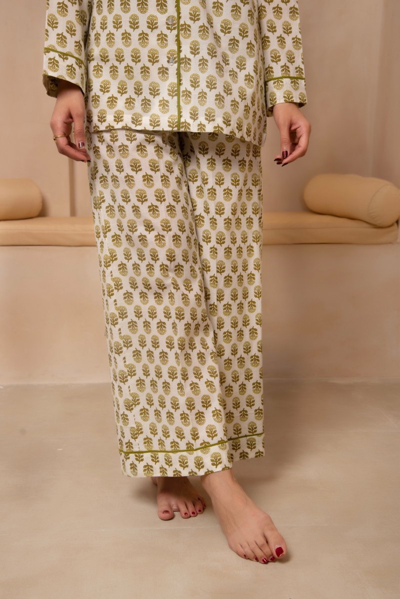 DHOOP CHAAV SAANJH GREEN MOTIF NIGHT SUIT SET - Pomcha Jaipur