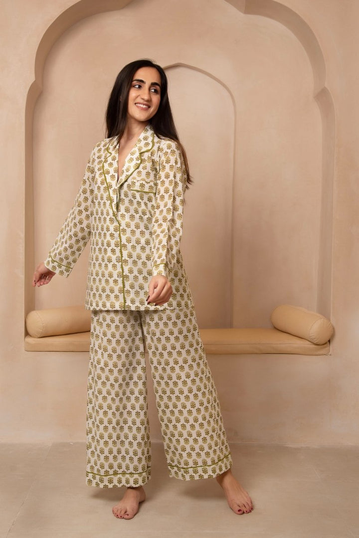 DHOOP CHAAV SAANJH GREEN MOTIF NIGHT SUIT SET - Pomcha Jaipur