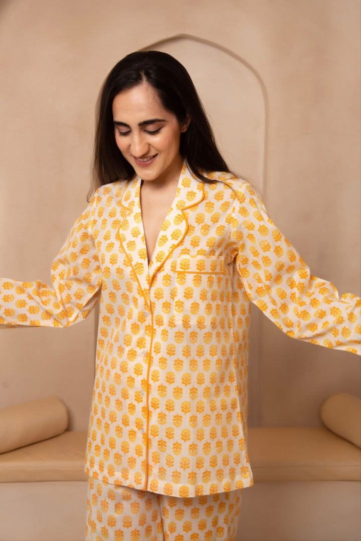 DHOOP CHAAV SAANJH YELLOW MOTIF NIGHT SUIT SET - Pomcha Jaipur