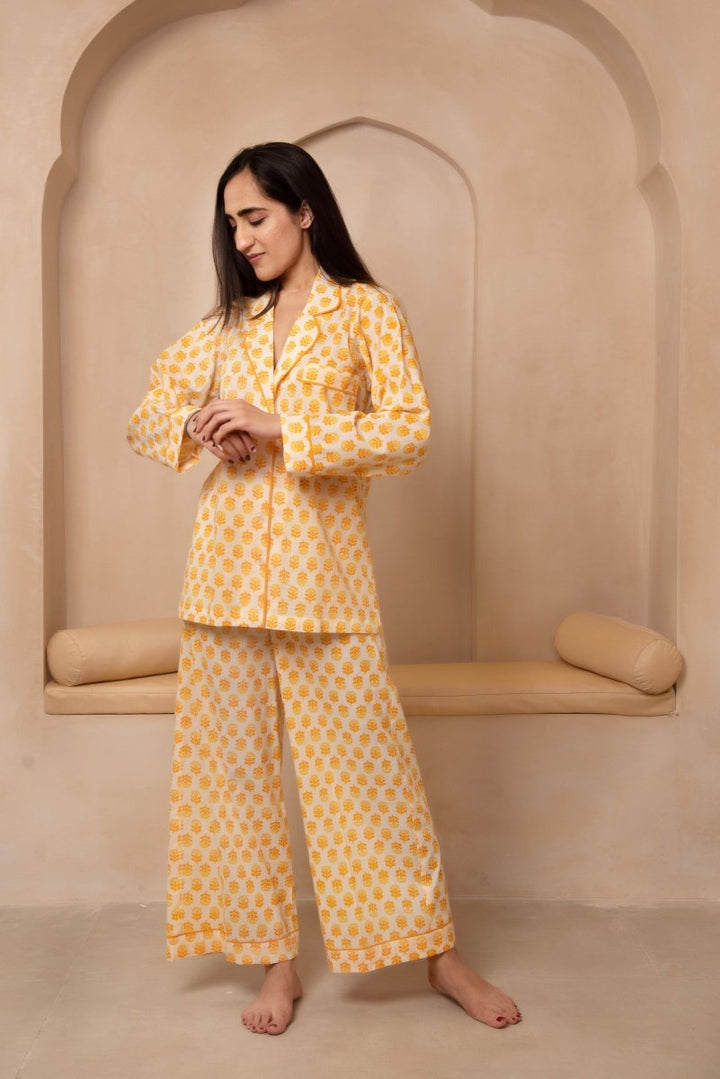 DHOOP CHAAV SAANJH YELLOW MOTIF NIGHT SUIT SET - Pomcha Jaipur