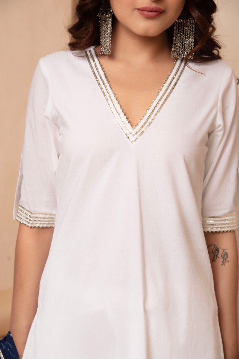 DHOOP CHAAV SWAN WHITE STRAIGHT SUIT SET WITH COTTON DUPATTA - Pomcha Jaipur