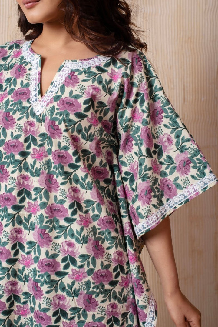 DHOOP CHAAV WHITE COTTON PURPLE PHOOL JAAL KAFTAN PANT SET - Pomcha Jaipur