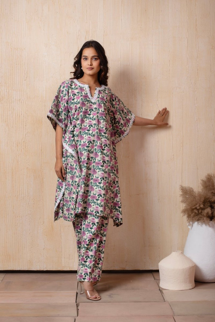 DHOOP CHAAV WHITE COTTON PURPLE PHOOL JAAL KAFTAN PANT SET - Pomcha Jaipur