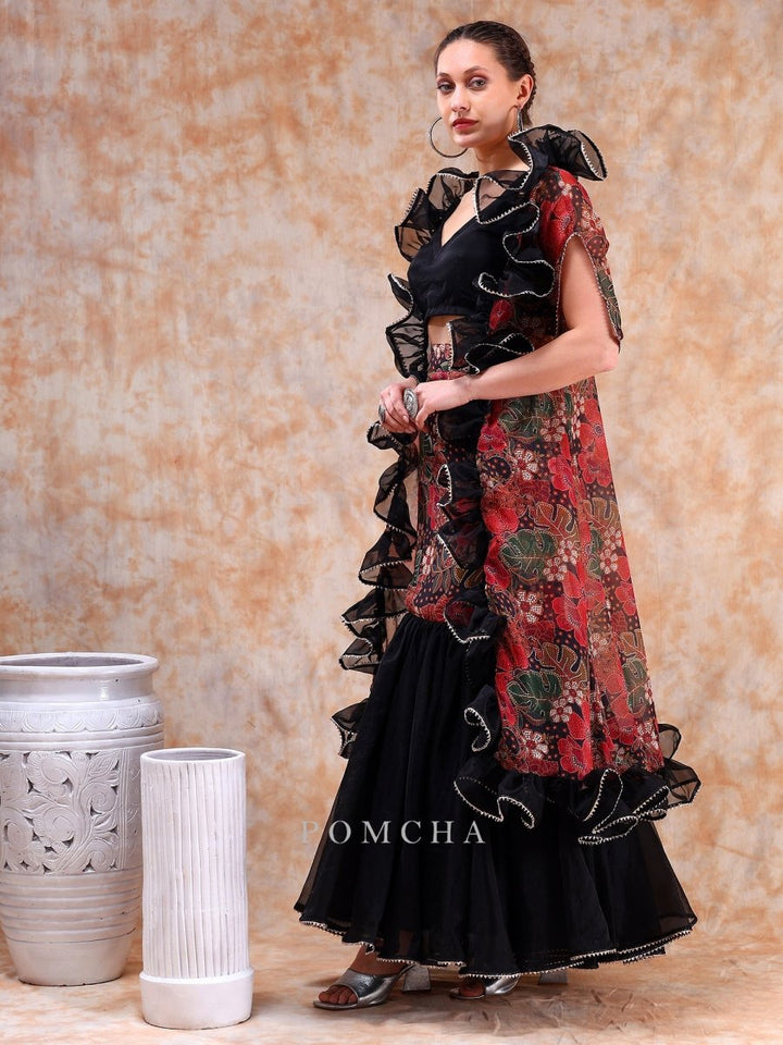 DIL KASH BLACK MUSLIN AND ORGANZA LEHENGA WITH CHIFFON SHRUG SET - Pomcha Jaipur