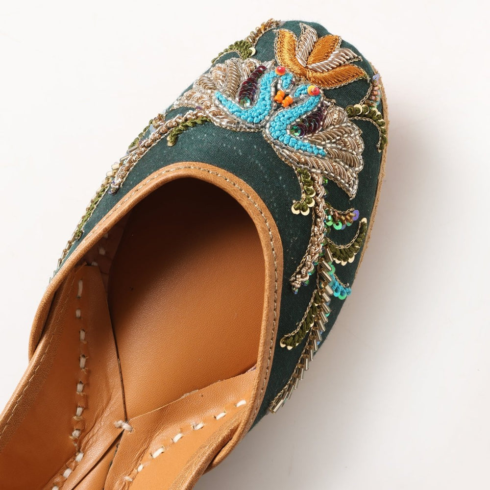 DIVINE GREEN MOJARI - Pomcha Jaipur