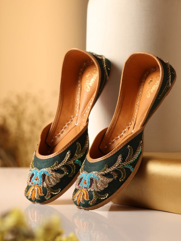 DIVINE GREEN MOJARI - Pomcha Jaipur