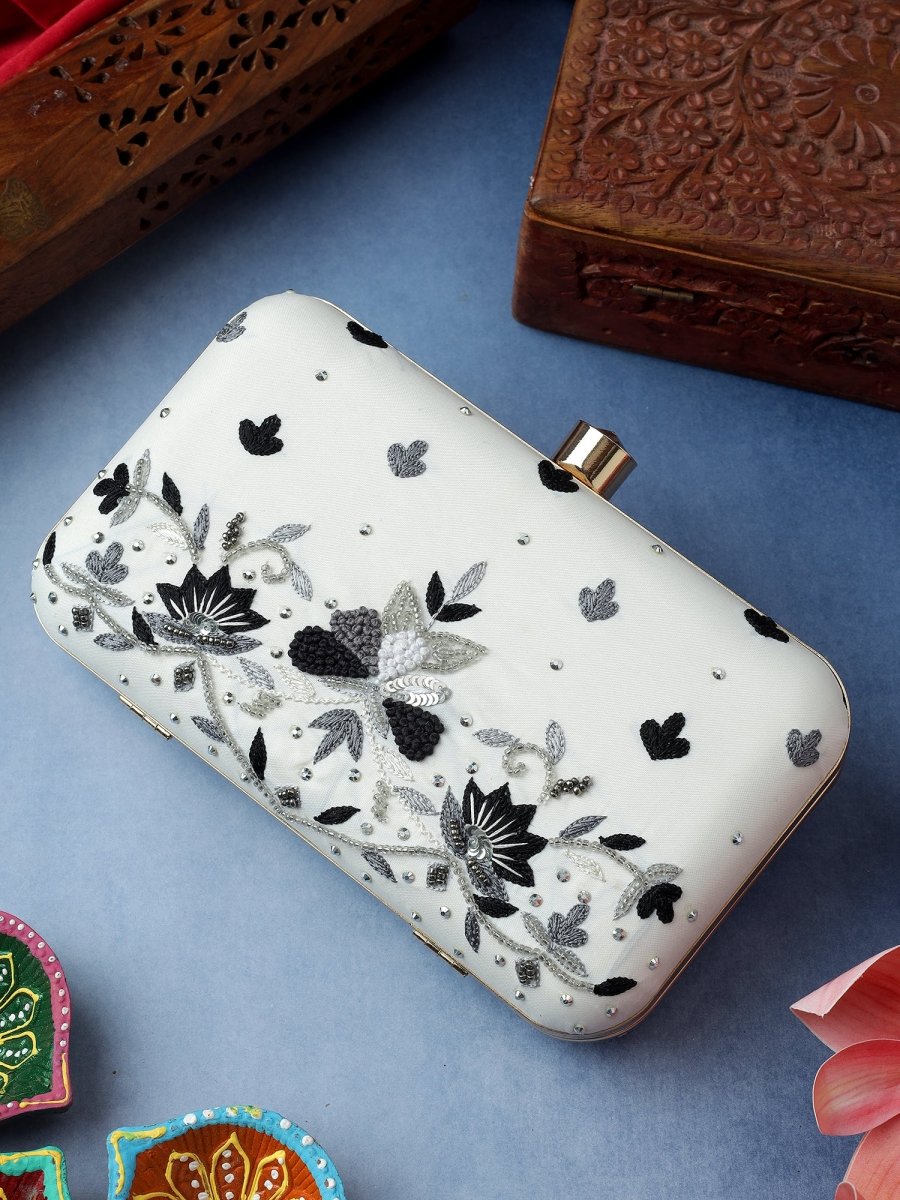 FAIZA WHITE JUTTI CLUTCH COMBO - Pomcha Jaipur