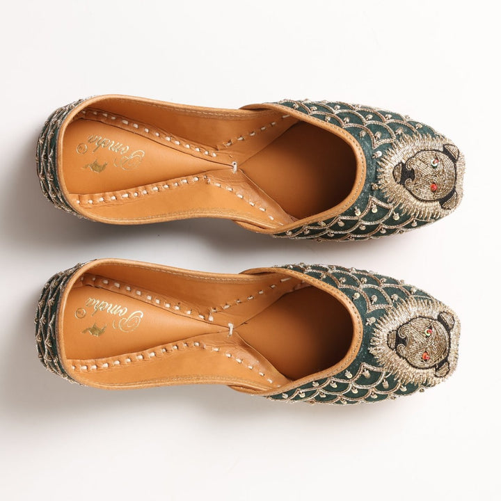 FIERCE GREEN MOJARI - Pomcha Jaipur