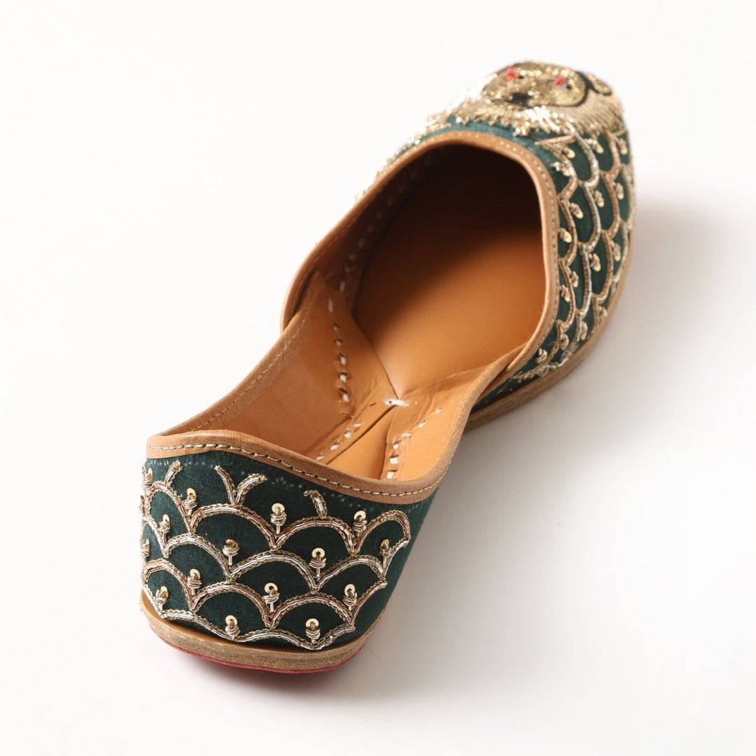 FIERCE GREEN MOJARI - Pomcha Jaipur