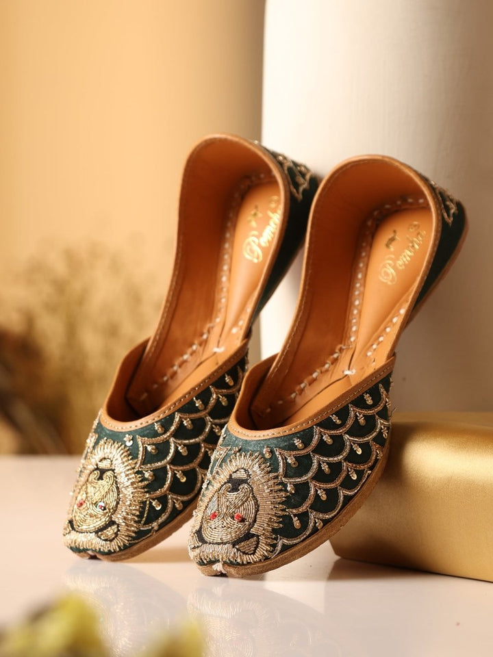 FIERCE GREEN MOJARI - Pomcha Jaipur