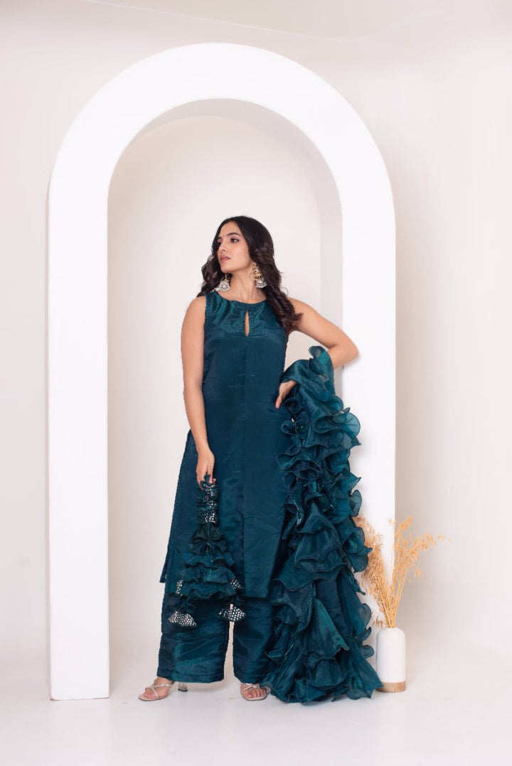 GHAZAL DARK GREEN SILK KURTA SET WITH SILK FRILL DUPATTA - Pomcha Jaipur