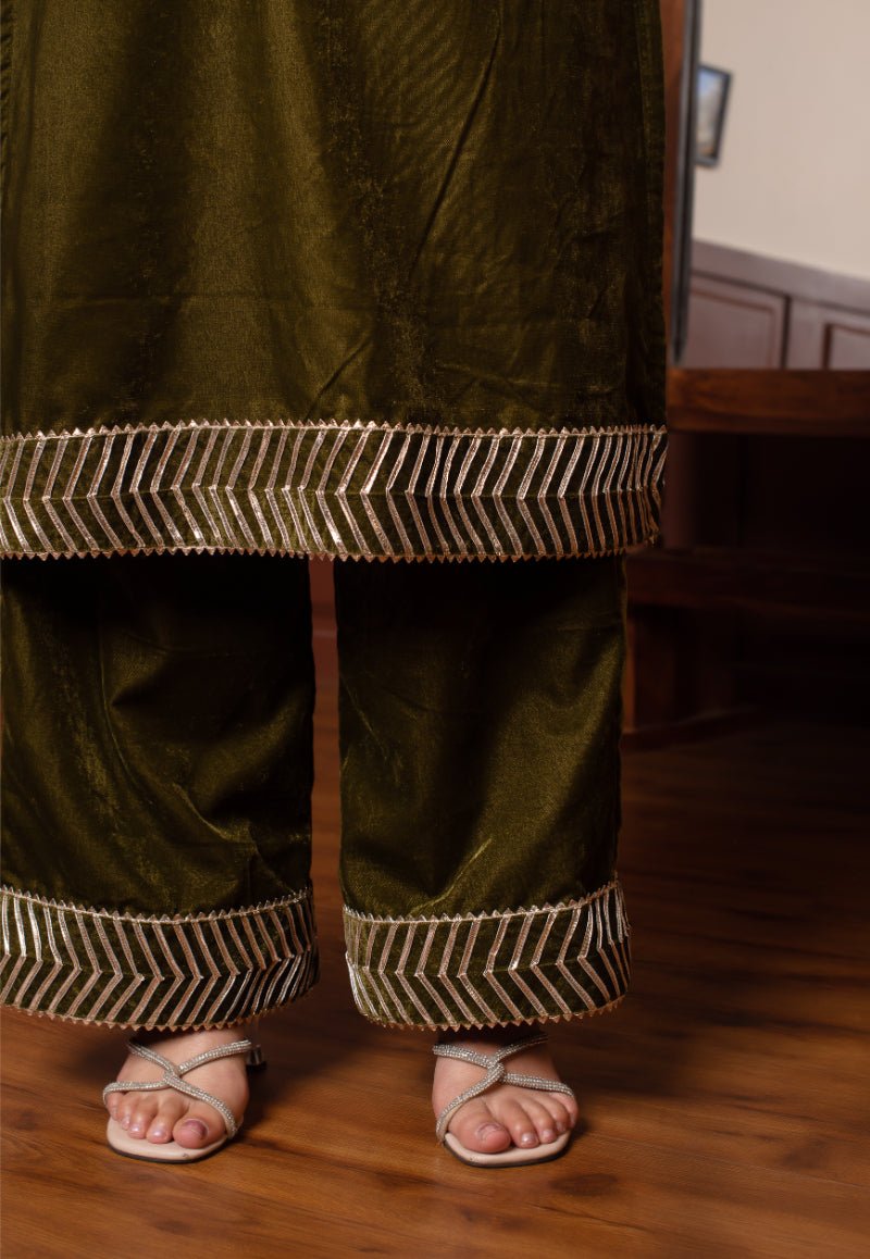 GHAZAL GREEN VELVET GOTA PATTI KURTA SET WITH SOFT NET DUPATTA - Pomcha Jaipur