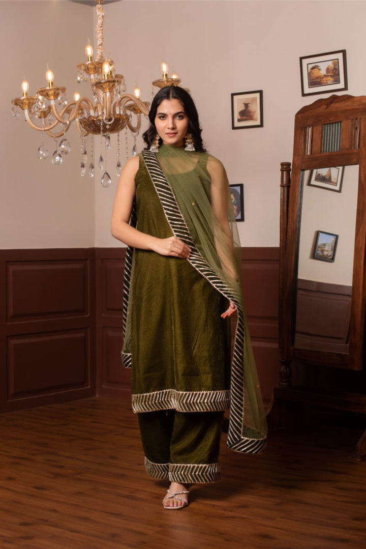 GHAZAL GREEN VELVET GOTA PATTI KURTA SET WITH SOFT NET DUPATTA - Pomcha Jaipur
