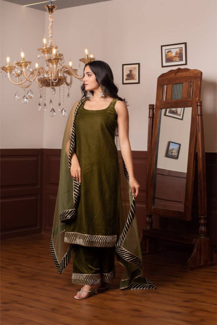GHAZAL GREEN VELVET GOTA PATTI KURTA SET WITH SOFT NET DUPATTA - Pomcha Jaipur