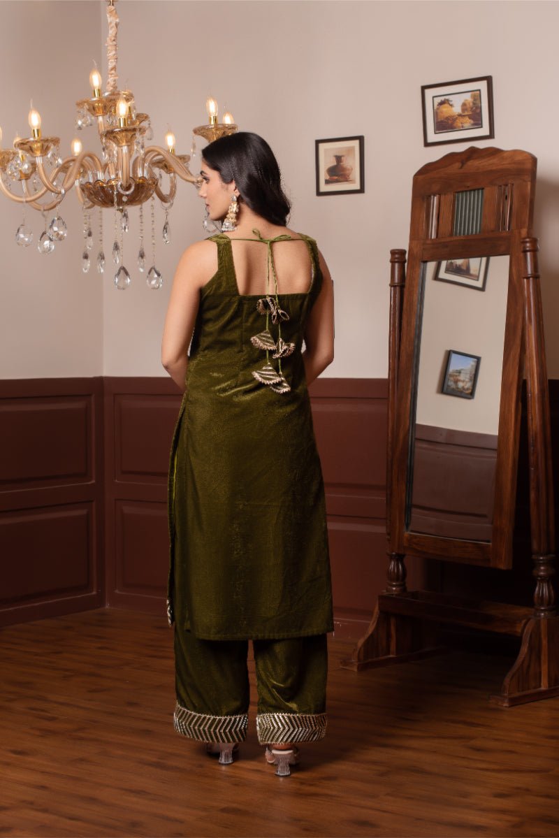 GHAZAL GREEN VELVET GOTA PATTI KURTA SET WITH SOFT NET DUPATTA - Pomcha Jaipur