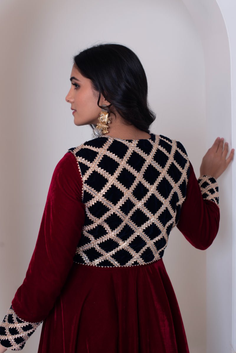 GHAZAL MAROON VELVET GOTA PATTI ANARKALI SET WITH VELVET VEST AND SOFT NET DUPATTA - Pomcha Jaipur