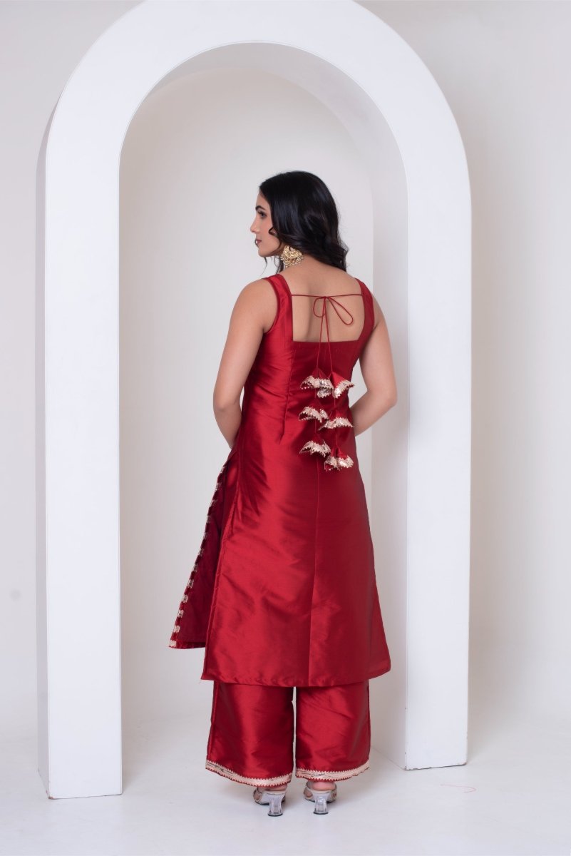 GHAZAL RED TAFFETA SILK GOTA PATTI SUIT SET WITH SOFT NET DUPATTA - Pomcha Jaipur