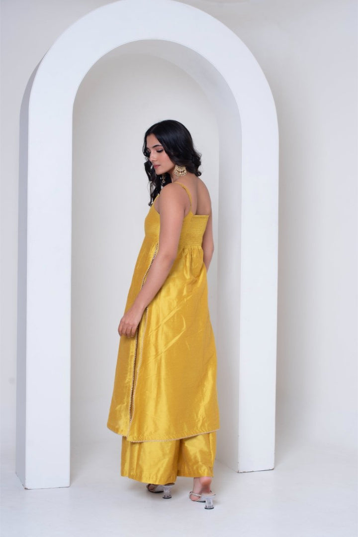 GHAZAL YELLOW COTTON SILK KURTA SET WITH FRILL ORGANZA DUPATTA - Pomcha Jaipur