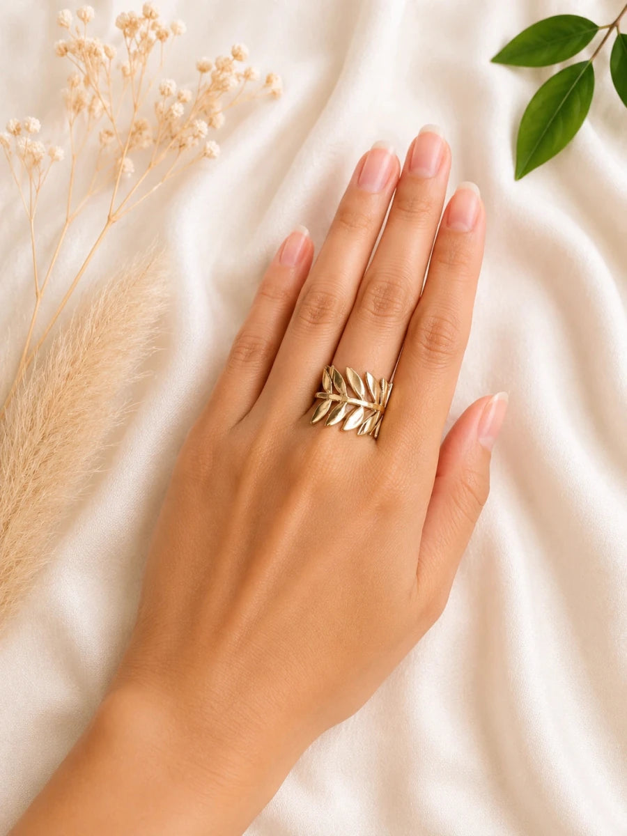 GOLDEN LEAF GRACE RING - Pomcha Jaipur