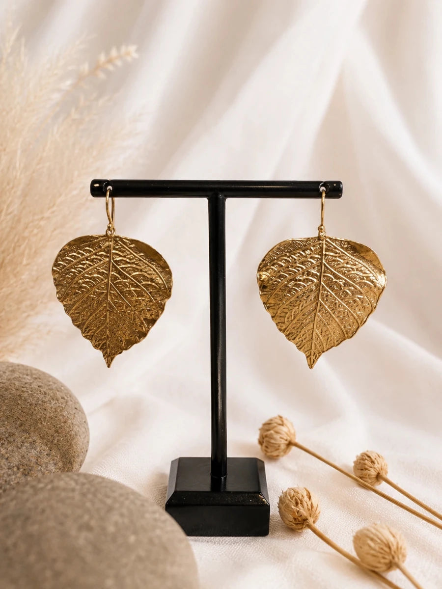 GOLDEN LEAF VINE DROP EARRINGS - Pomcha Jaipur