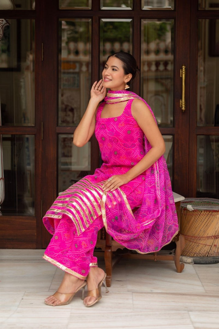 GULABI GALIYAN RADHA PINK BANDHEJ GEORGETTE SUIT SET WITH GEORGETTE DUPATTA - Pomcha Jaipur