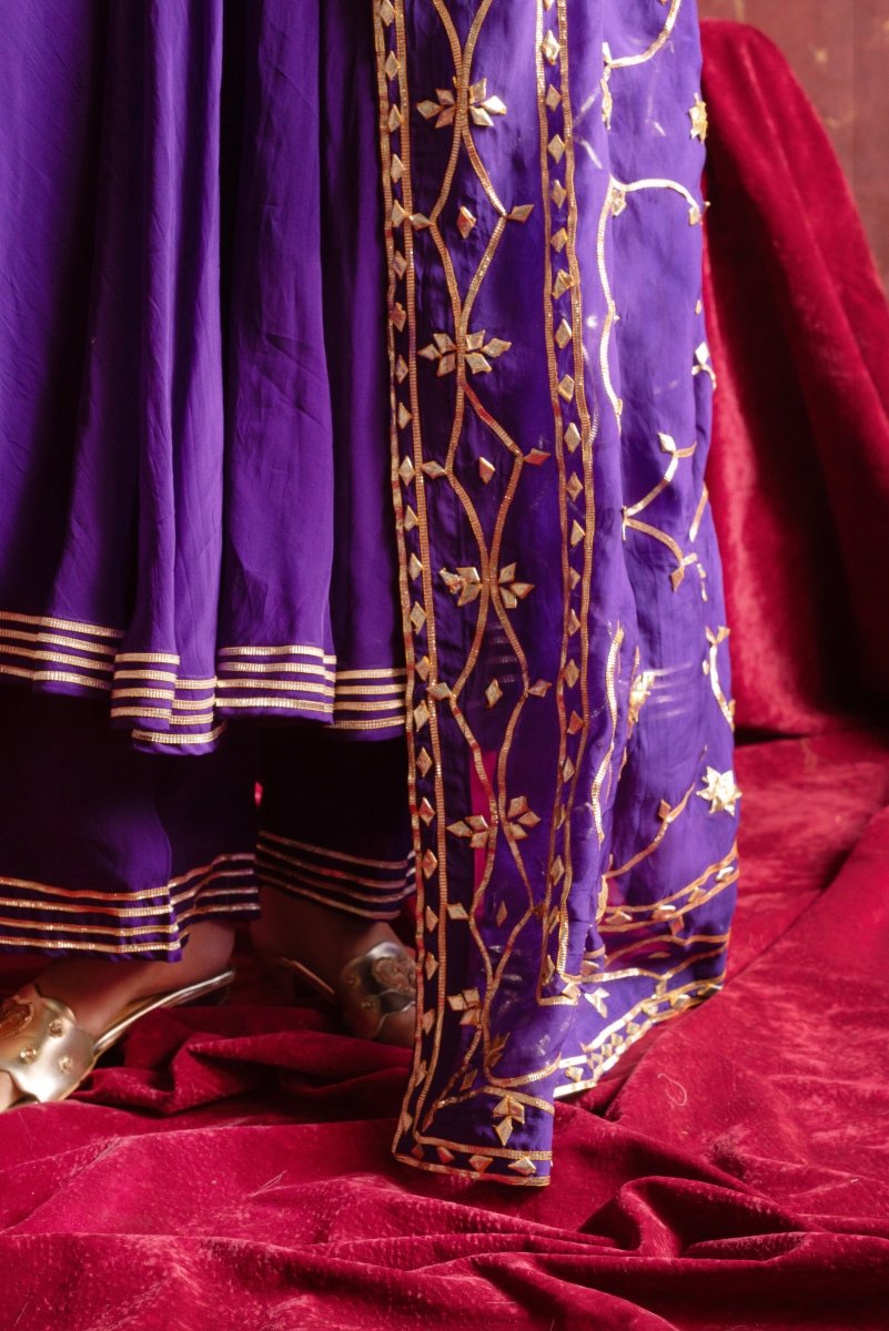 GULFIZAN BAINGANI RADIANT ORGANZA ANARKALI SETS WITH HEAVY GOTA WORK DUPATTA - Pomcha Jaipur