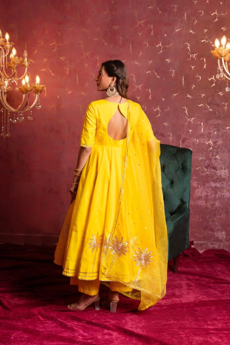 GULFIZAN BASANTI PEELA ORGANZA GOTA-PATTI ANARKALI SUIT SET WITH ORGANZA DUPATTA - Pomcha Jaipur
