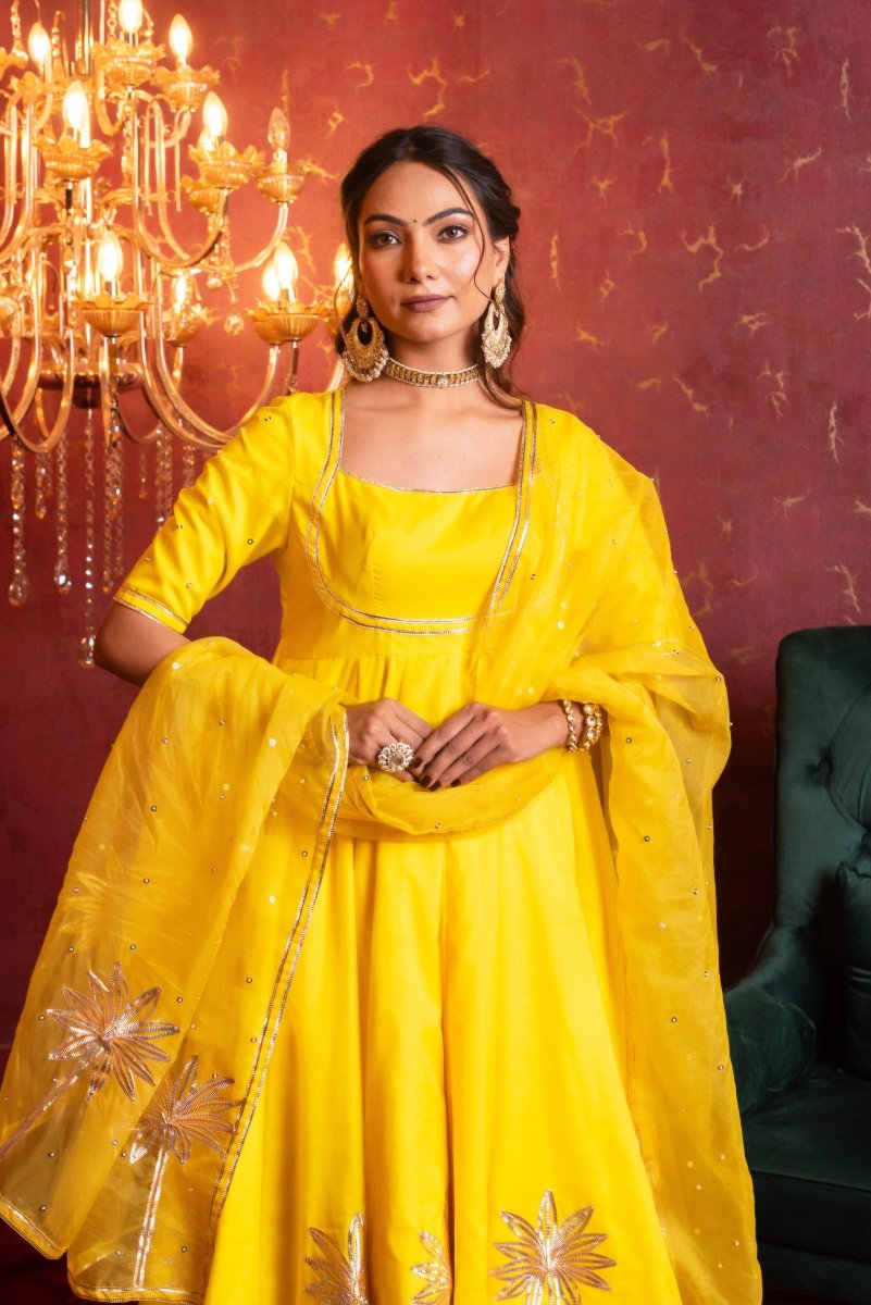 GULFIZAN BASANTI PEELA ORGANZA GOTA-PATTI ANARKALI SUIT SET WITH ORGANZA DUPATTA - Pomcha Jaipur