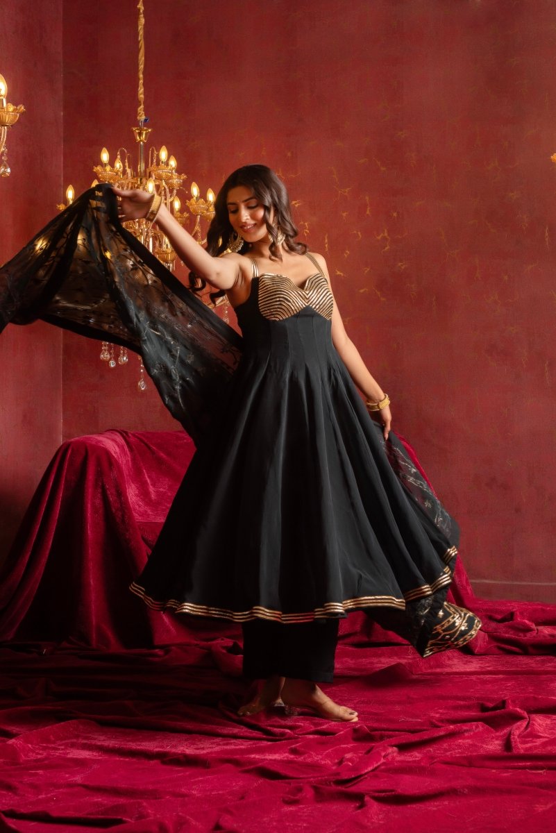 GULFIZAN BLACK BUSTIER NAKHRA ORGANZA ANARKALI SUIT SET WITH HEAVY GOTA PATIWORK DUPATTA - Pomcha Jaipur