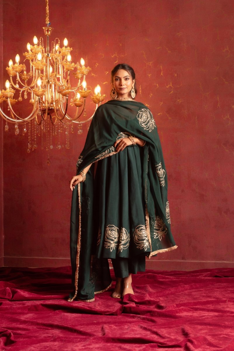 GULFIZAN GOLD ROSE EMERALD GOTA PATTI ANARKALI SET WITH ORGANZA DUPATTA - Pomcha Jaipur