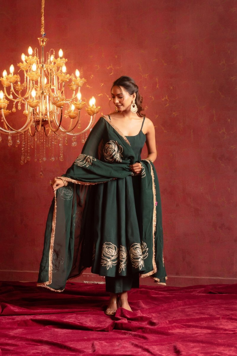 GULFIZAN GOLD ROSE EMERALD GOTA PATTI ANARKALI SET WITH ORGANZA DUPATTA - Pomcha Jaipur