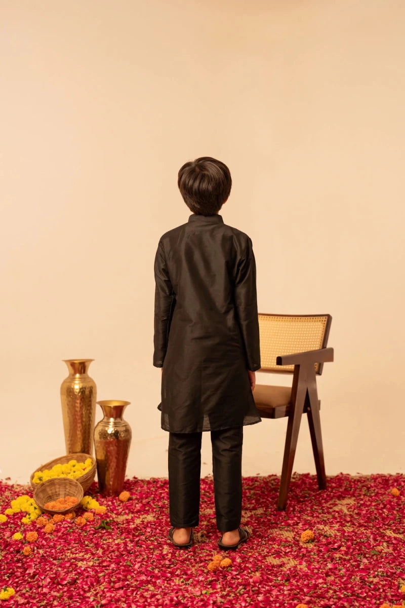 KHILKARI BLACK COTTON SILK KURTA SET - Pomcha Jaipur