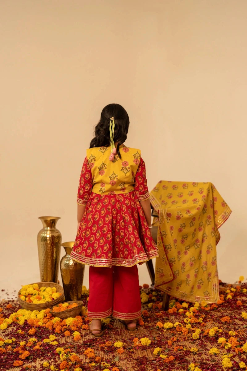 KHILKARI BUBBLY RED COTTON HAND BLOCK ANARKALI SUIT SET - Pomcha Jaipur
