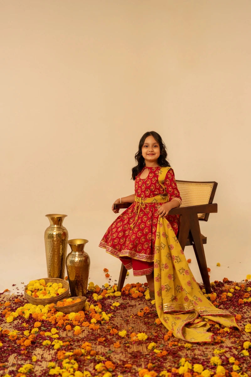 KHILKARI BUBBLY RED COTTON HAND BLOCK ANARKALI SUIT SET - Pomcha Jaipur