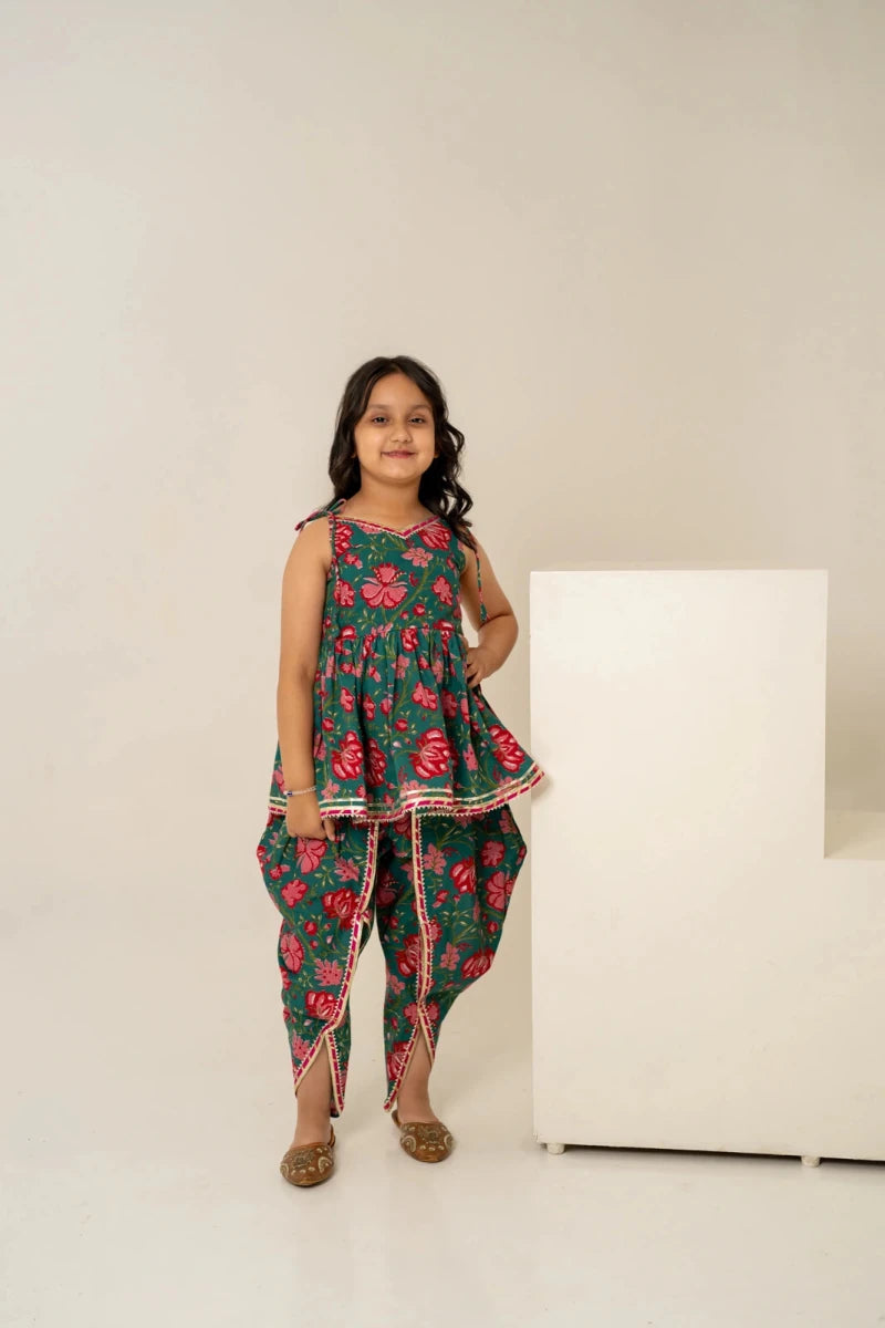 KHILKARI FLORAL COTTON KURTA DHOTI SET - Pomcha Jaipur