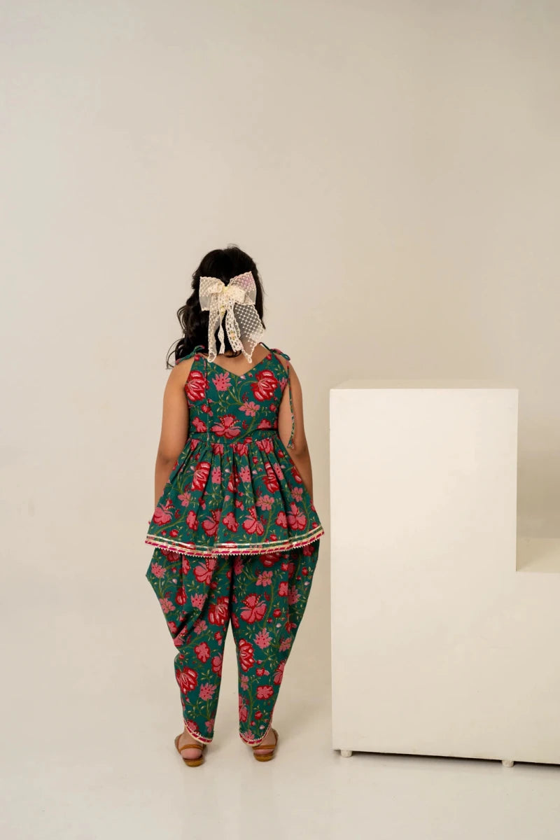 KHILKARI FLORAL COTTON KURTA DHOTI SET - Pomcha Jaipur