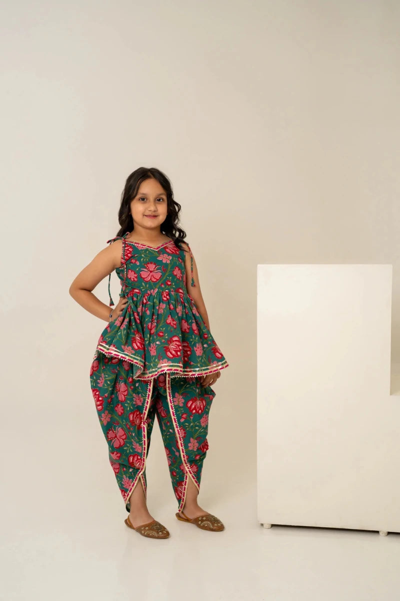 KHILKARI FLORAL COTTON KURTA DHOTI SET - Pomcha Jaipur