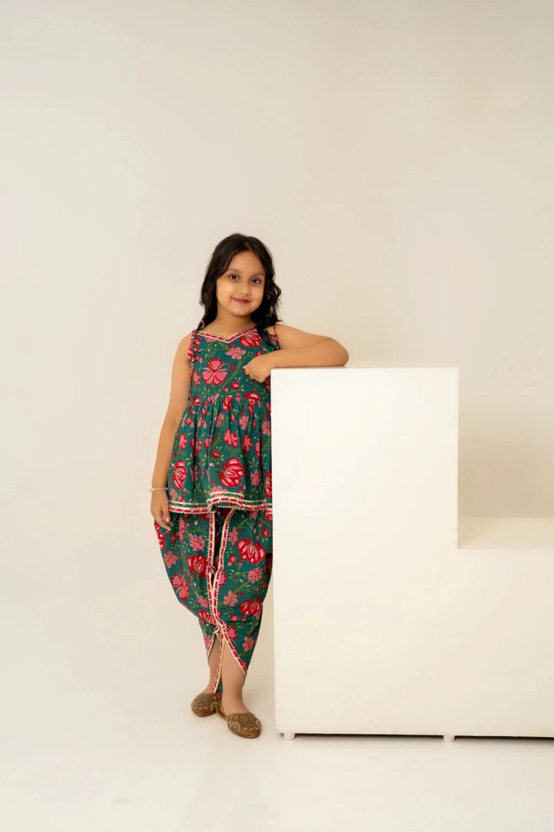 KHILKARI FLORAL COTTON KURTA DHOTI SET - Pomcha Jaipur