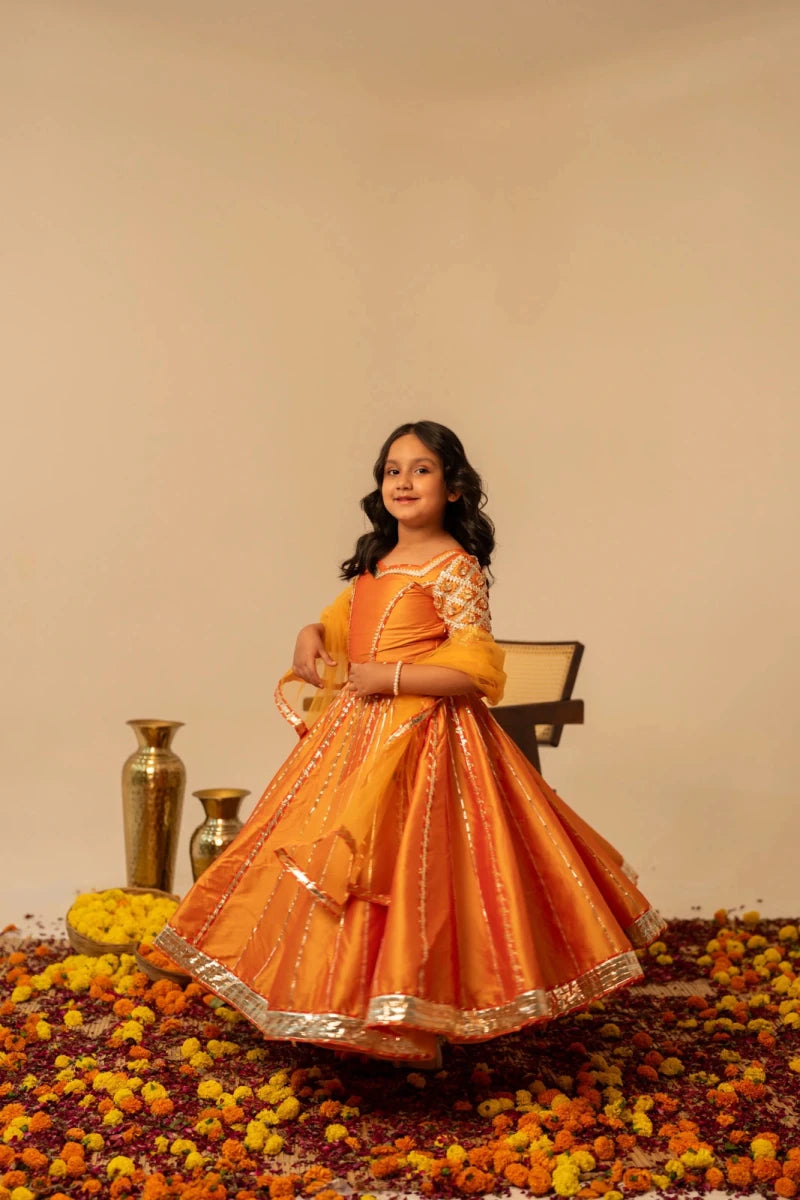KHILKARI TANGY TAFFETA LEHENGA SET - Pomcha Jaipur
