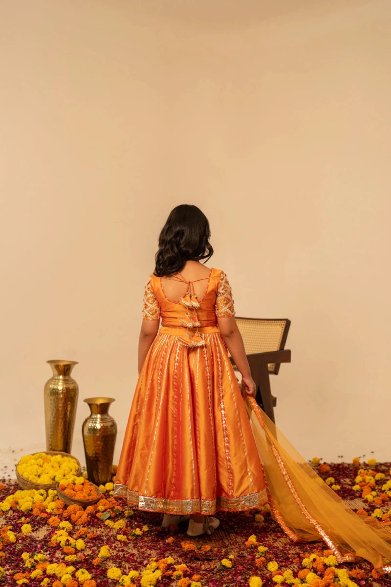 KHILKARI TANGY TAFFETA LEHENGA SET - Pomcha Jaipur