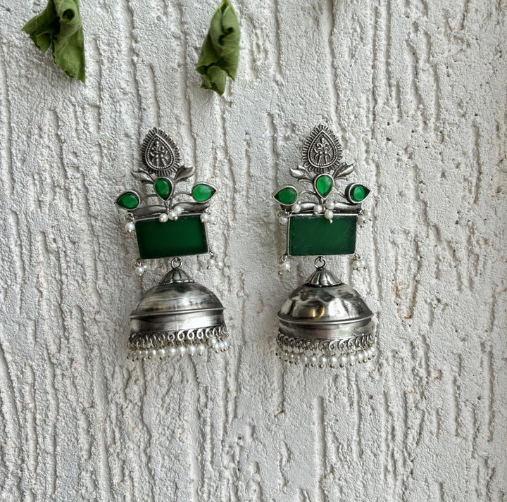 MANJARI STONE SILVER OXIDISED JHUMKA SET - Pomcha Jaipur